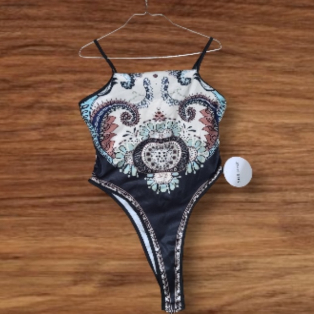 Shein one-piece Bathingsuit Sz M/6